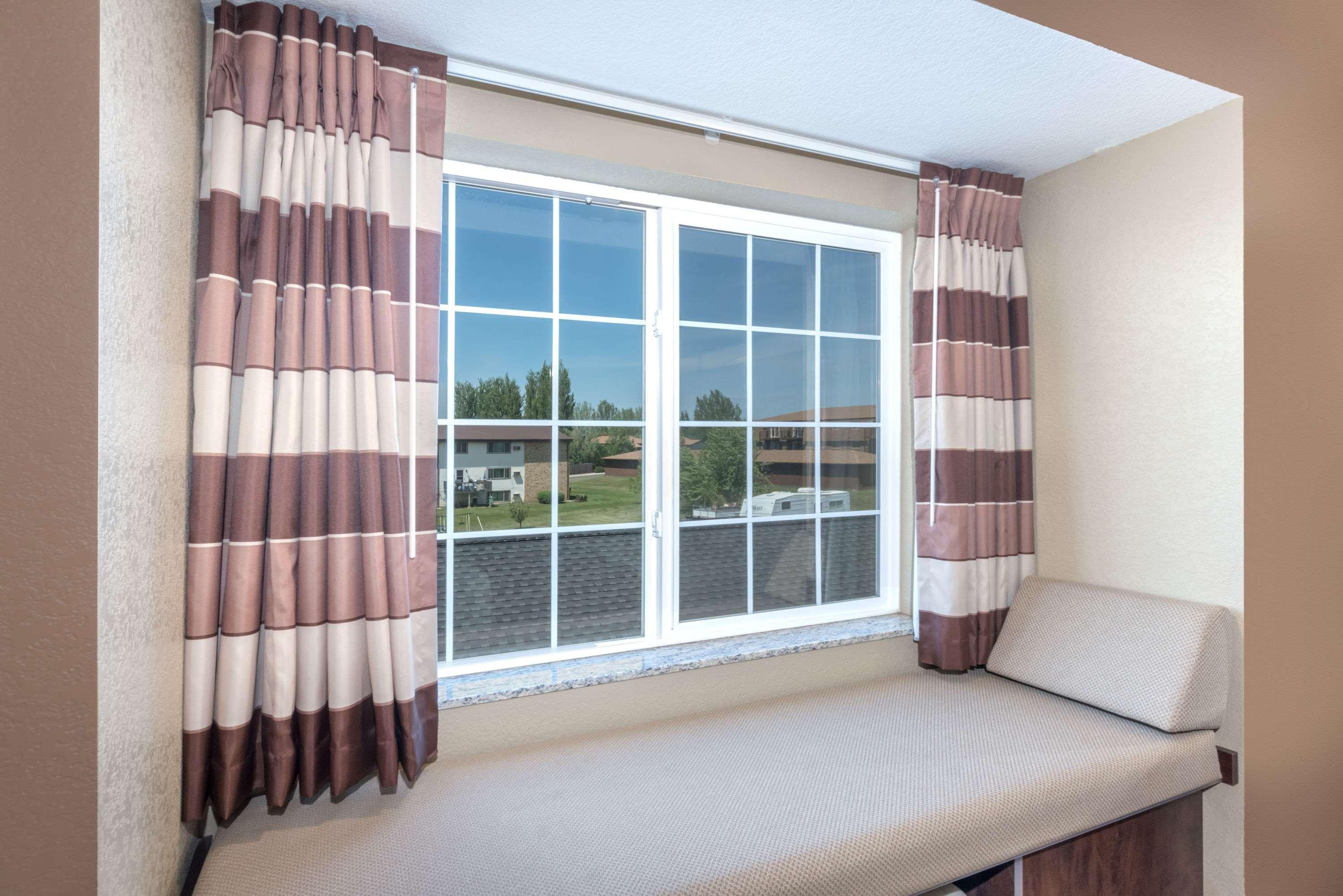 Microtel Inn & Suites By Wyndham Дикинсон Экстерьер фото